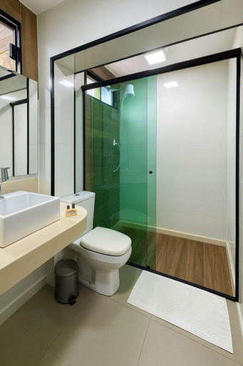 Bathroom 4, Hotel COP30, Belém