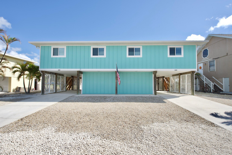 Exterior & Views 2, Endless Tides 2, Lee