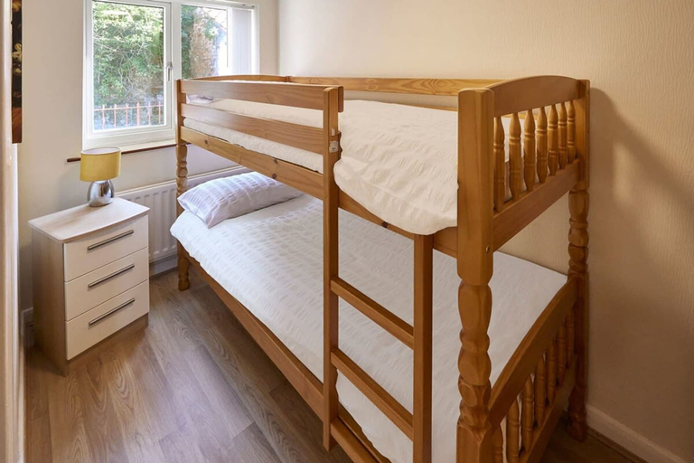 Bedroom 2, Host Stay Rock Cottage, North Yorkshire