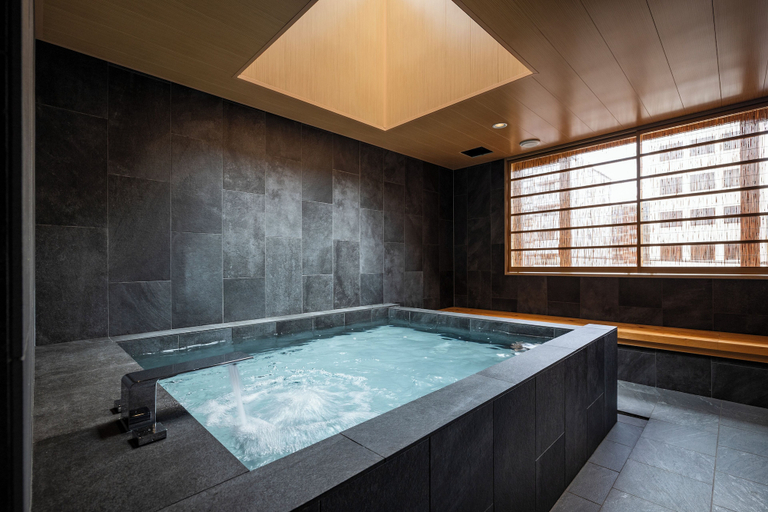 Sport & Beauty 2, yugen kyoto shijo, Kyoto