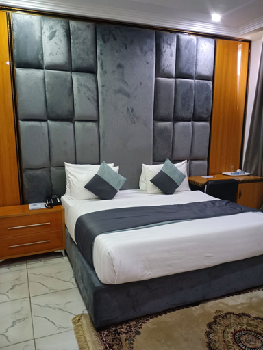 Room 5, Kawruky Hotel & Suites, Ikpoba-Okha