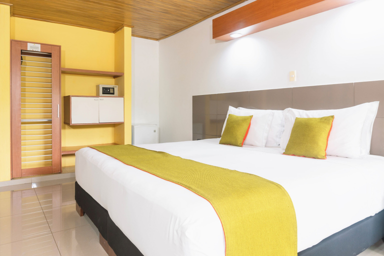 Bedroom 3, WAIRA SUITES HOTEL, Leticia