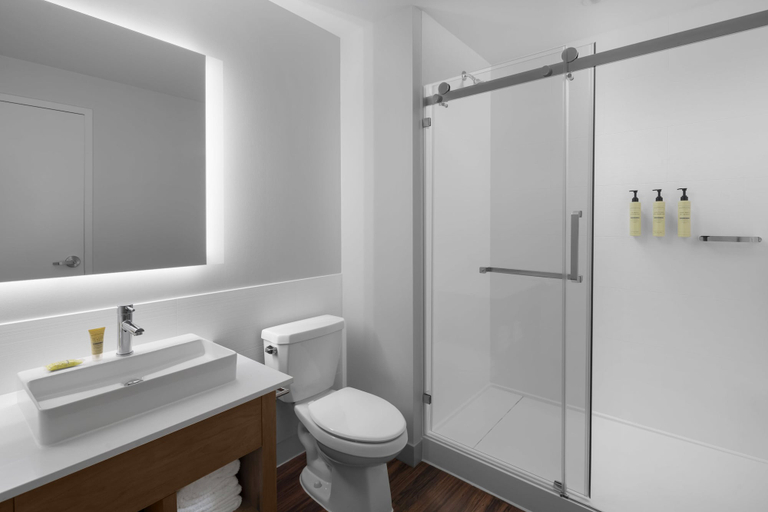 Bathroom 3, Element by Marriott Calgary Downtown, Division No. 6