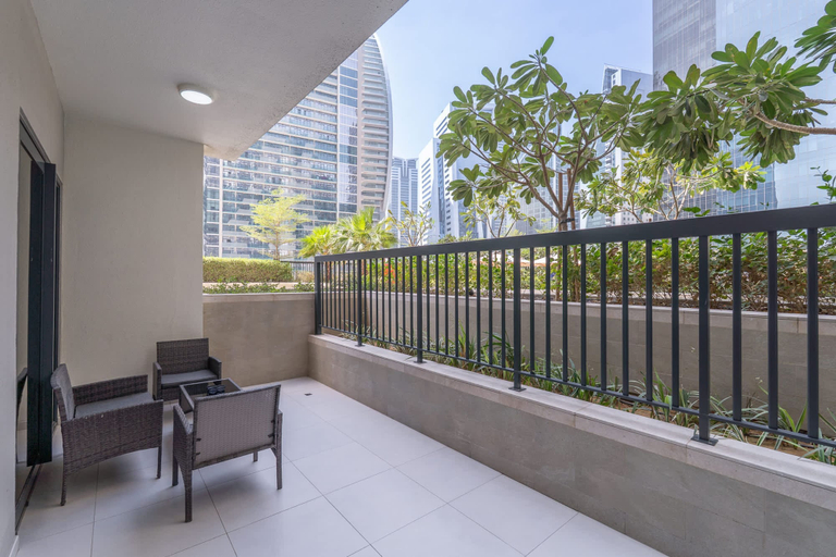 Room 3, Excellent 1 Bedroom in Zada Tower With Balcony, Dubai