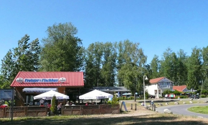 View from property 2, Hausboot in Kroeslin am Bodden, Vorpommern-Greifswald