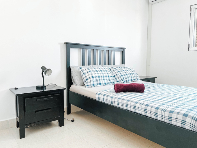 Room 2, Remarkable 5-bed Apartment in Kilamba - Luanda, Viana