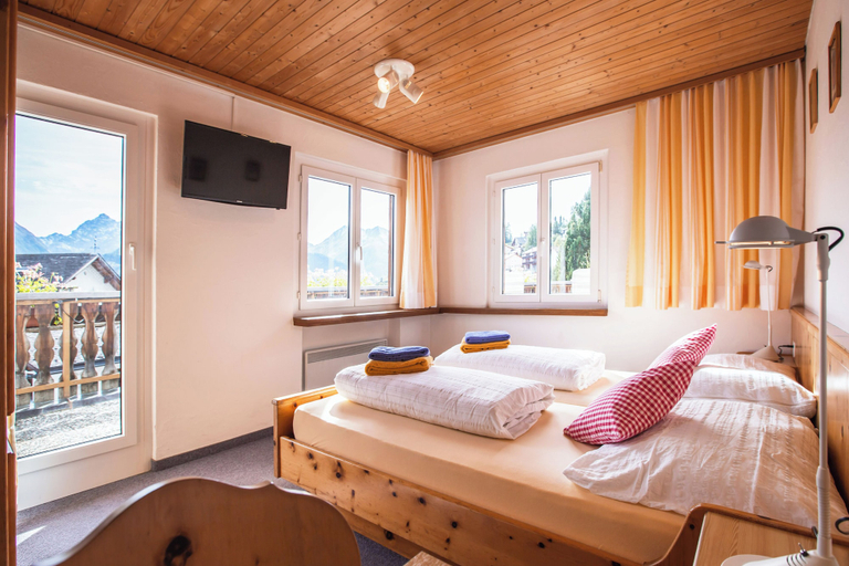 Room 5, Chalamandrin Hotel und Restaurant, Inn