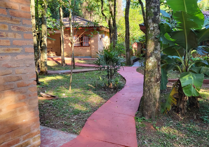 Public Area 3, El Leñador, Iguazú