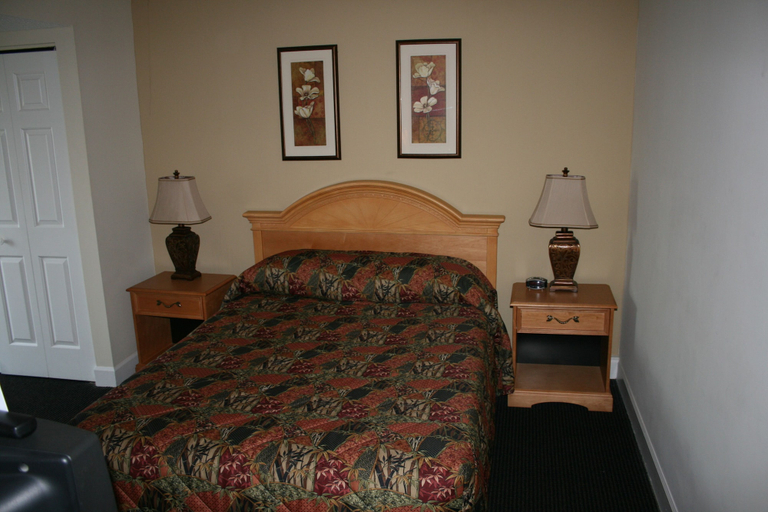 Bedroom 2, Kingfisher Inn, Georgetown
