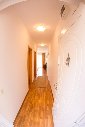 Others 4, Apartments Mara Lux
