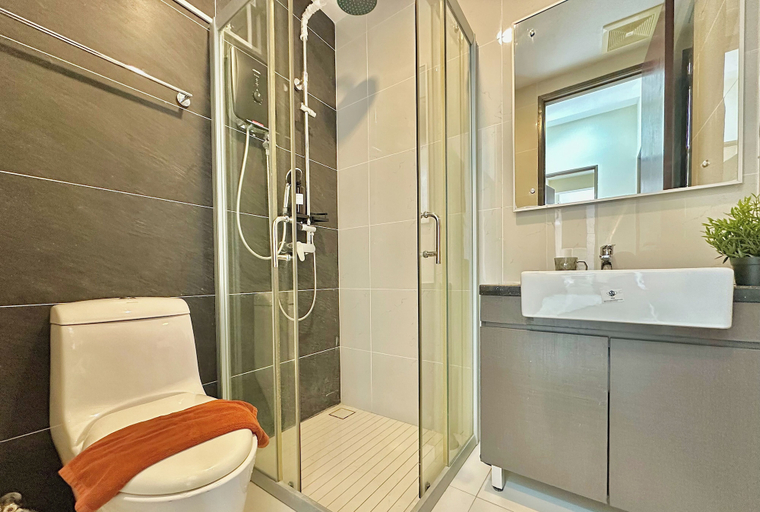 Bathroom 3, Country Garden Danga Bay By Stayrene, Johor Bahru