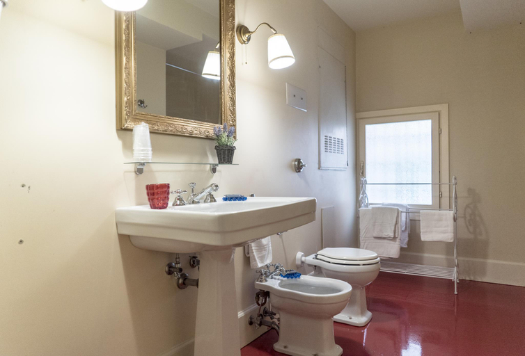 Bathroom 2, Kandinskij House, Venezia
