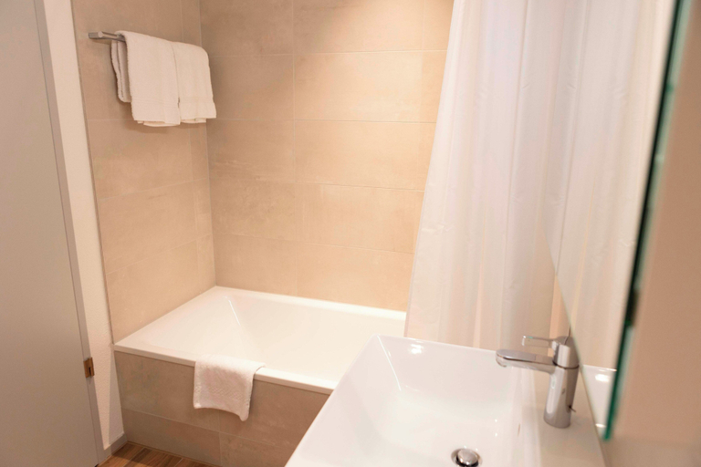 Bathroom 3, THE CITY ZUG APARTMENTS, Zug