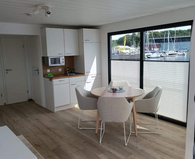 Living room 4, Hausboot in Laboe an der Kieler Foerde, Plön