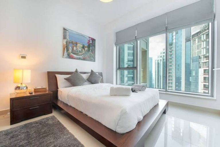 Room 5, Upscale 2BR With Breathtaking Burj Views, Dubai