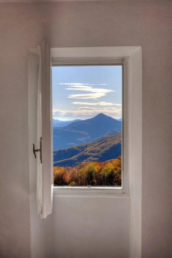 Others 5, albergo capannette di pei, Piacenza