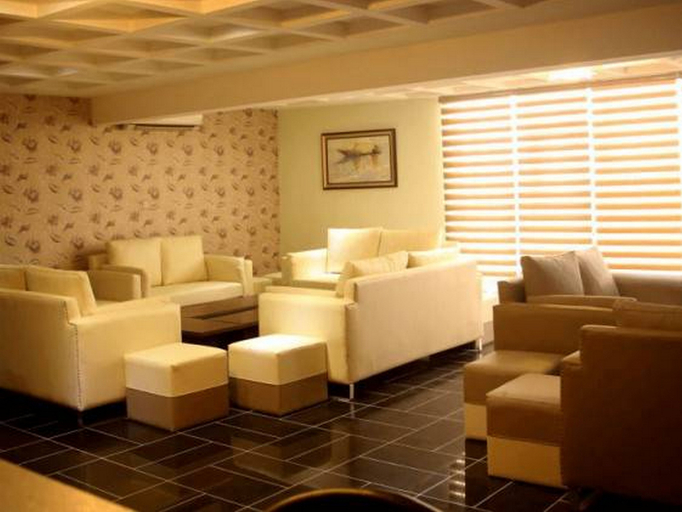 Exterior & Views 2, Best Western Plus Elomaz Hotel, Oshimili South