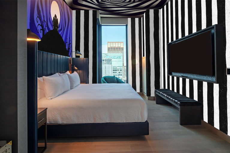 Bedroom 2, Tempo by Hilton New York Times Square, New York