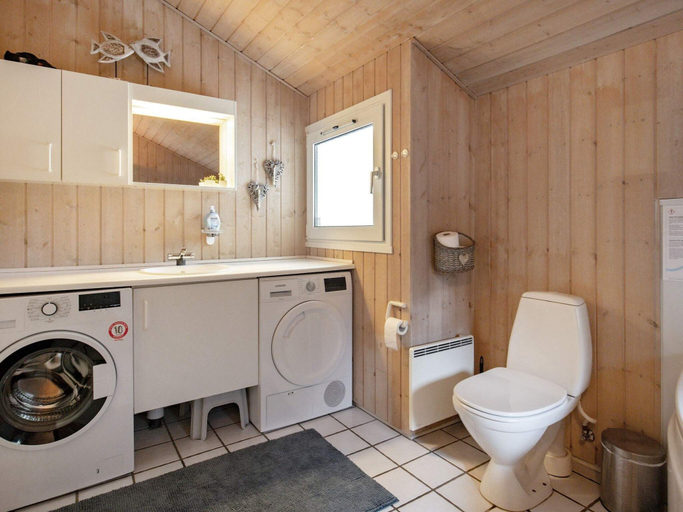 Bathroom 3, Holiday Home in Saltum, Jammerbugt