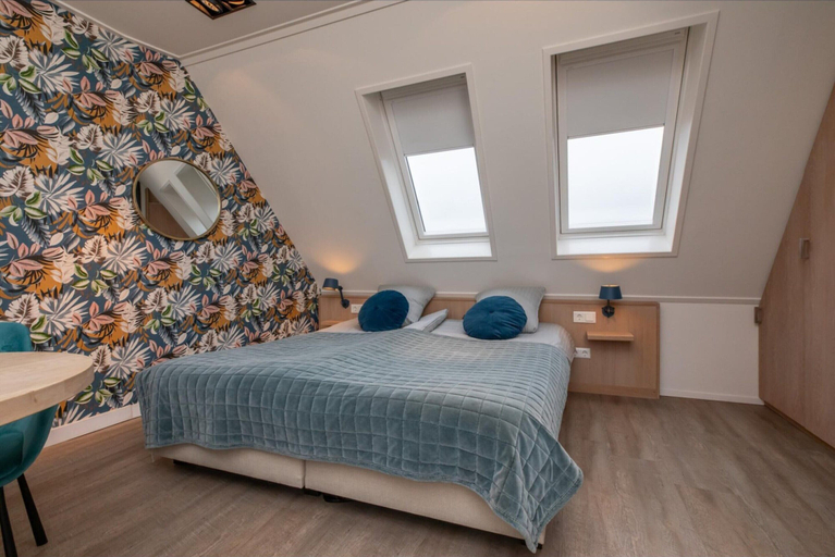 Room 4, Romantic Stay Near Zoutelande, Veere