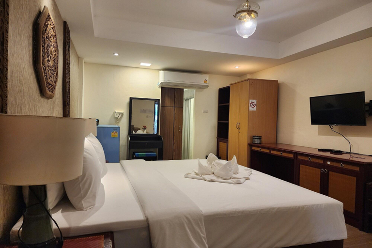 Bedroom 3, Kim Hotel At Bangplong, Muang Samut Prakan