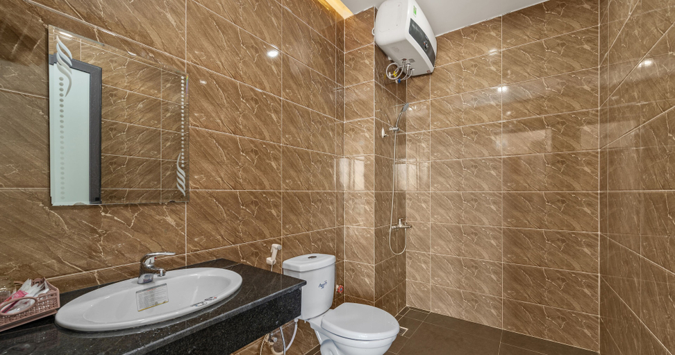 Bathroom 4, Cocorico Da Nang Beach Hotel, Da Nang