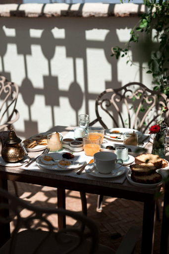 Others 5, Le Singe Rose, Marrakech