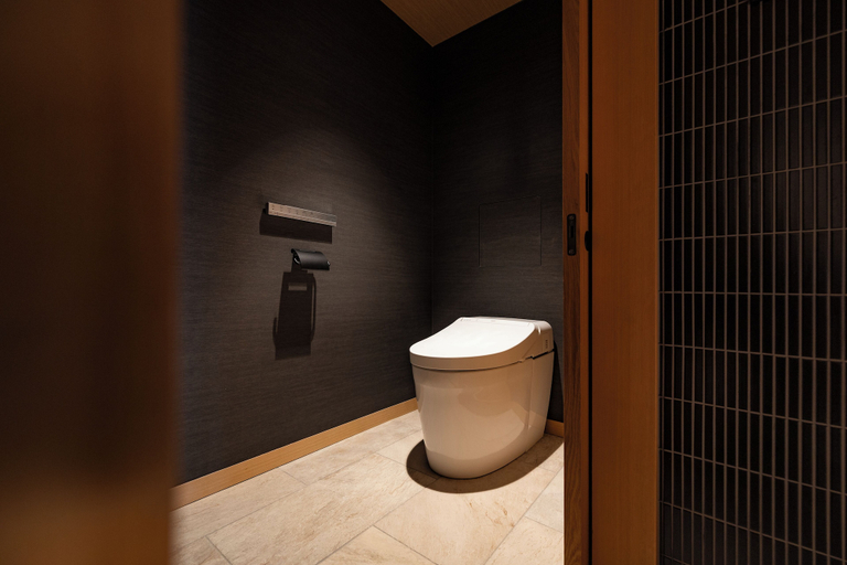 Bathroom 5, yugen kyoto shijo, Kyoto