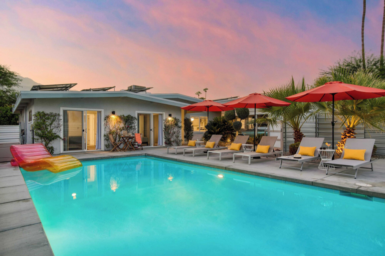 Interior 2, Lloyd by Avantstay Palm Spring Paradise w/ Pool, Large Yard & Table Tennis! Permit#3779, Riverside