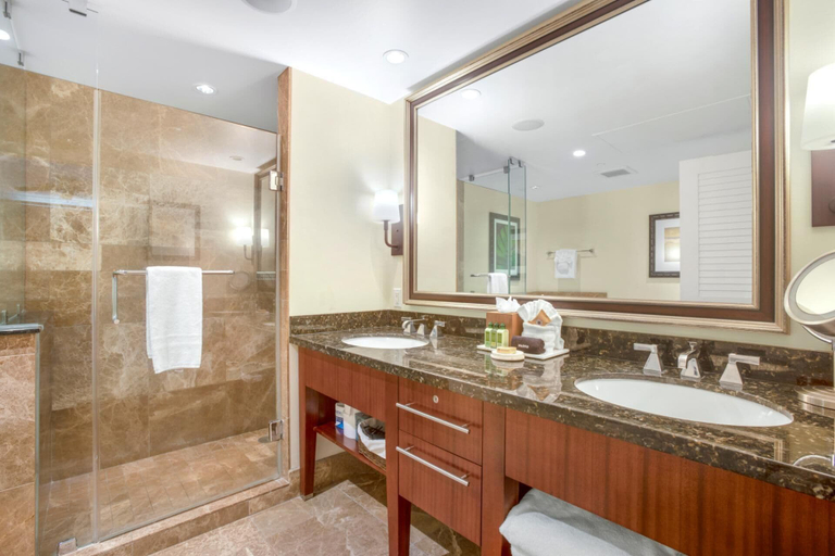 Bathroom 4, Honua Kai Konea Resort by KBM, Maui