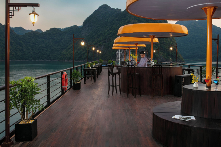 Food & Drinks 4, Nostalgia Halong Cruise, Hạ Long
