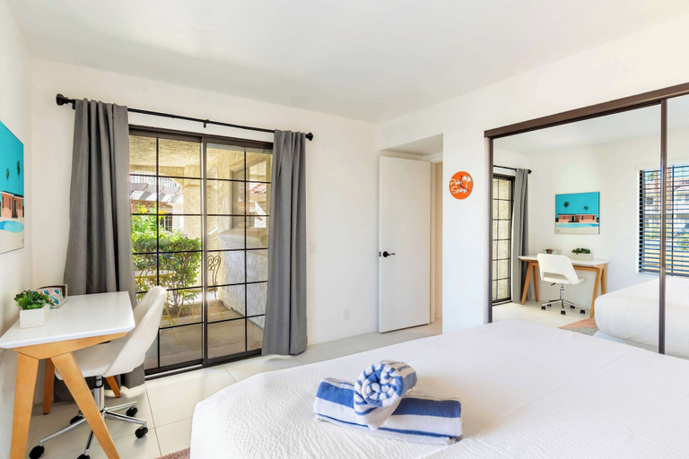 Others 5, Panoramic Perfect w/ Amazing Views! 7-day Min, Riverside