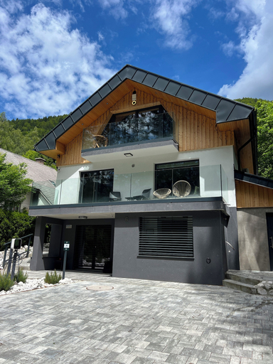 Exterior & Views 2, Pine Tree Holiday House, Kranjska Gora
