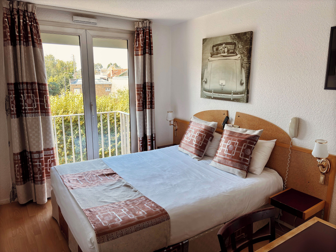 Bedroom 3, Kyriad Direct Arpajon, Essonne