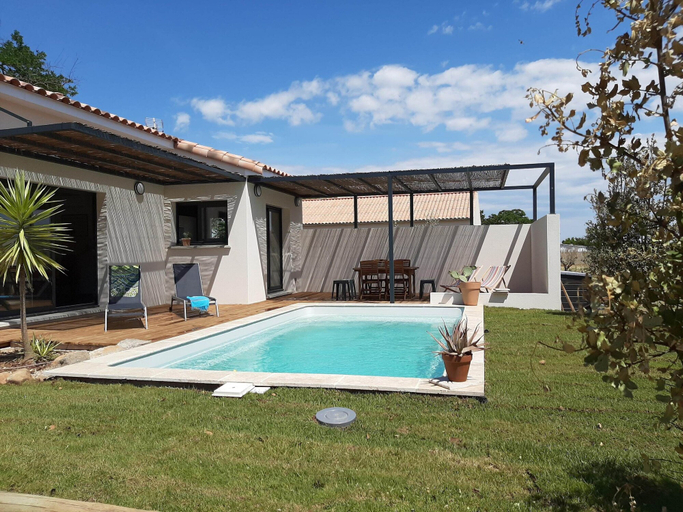 Primary image, Elegant Villa in Sainte Valiere, Aude