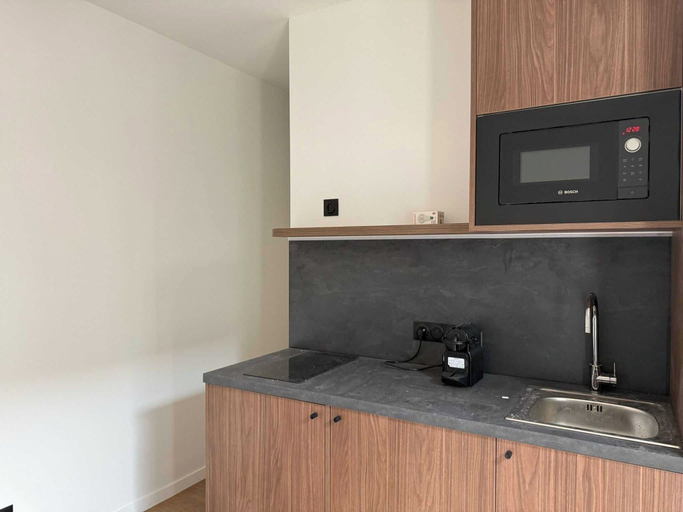Private kitchen 4, Cosy Apartment - 2BR - 4P - Montreuil, Seine-Saint-Denis