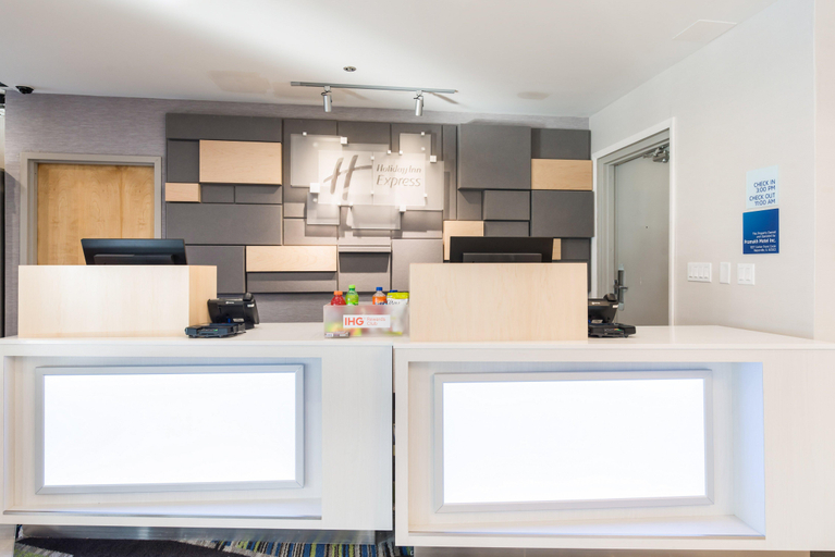 Public Area, Holiday Inn Express NAPERVILLE by IHG, Dupage
