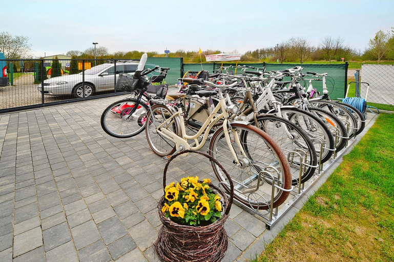 Others 1, Holiday Home With Terrace, Sauna, Kołobrzeg