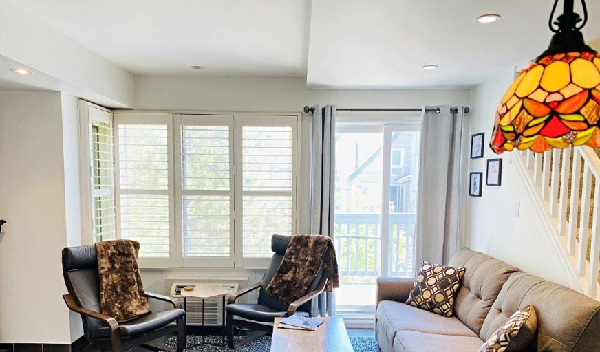 Others 4, Blue Mountain Suites, Grey