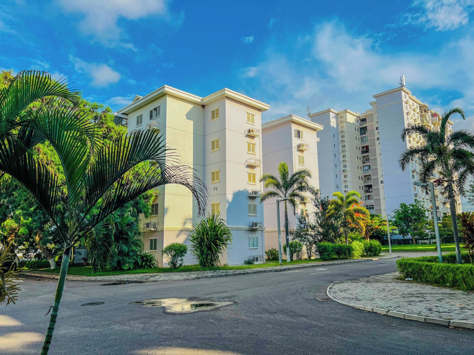 Exterior 3, Remarkable 5-bed Apartment in Kilamba - Luanda, Viana