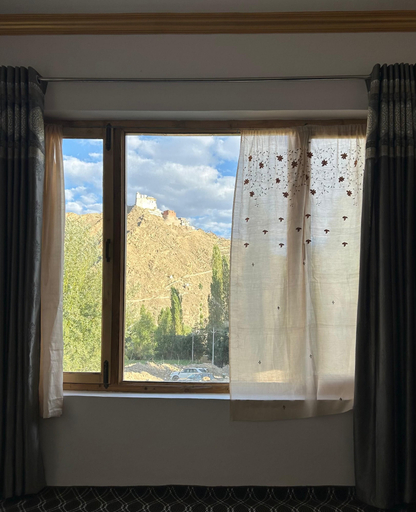 Others 5, Otsal Villa, Leh