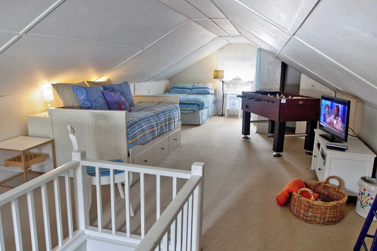 Bedroom 5, Beach Pines Bungalow by Avantstay Classic Cottage Steps to the Beach w/ Private Yard, Clatsop