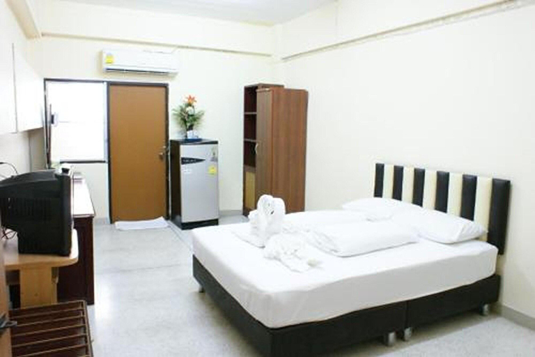 Bedroom 3, Kim Hotel At Bangplong, Muang Samut Prakan