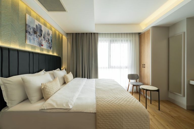 Bedroom 2, ALVES HOTEL, Konak