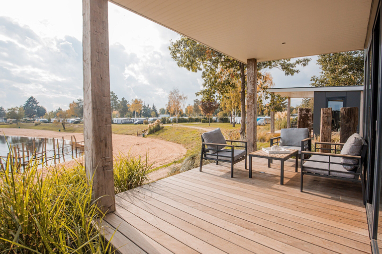 Others 5, Chalet in Duisburg with Beach and Harbor Views, Bergen