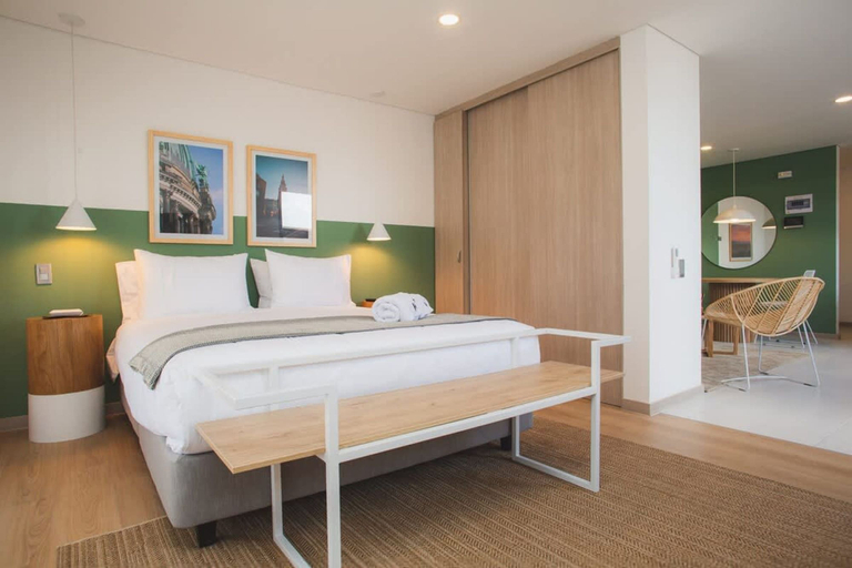 Room 5, Splendid Studio in Laureles in Medell n, Medellín