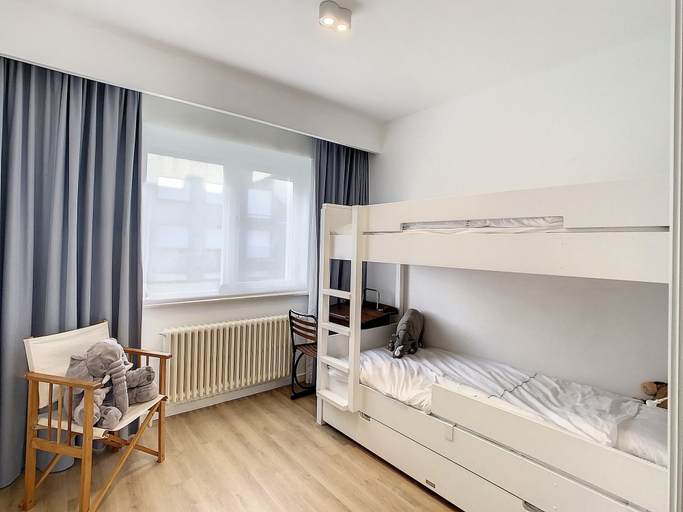 Room 4, Apartment by the Seawall in Belgium, West-Vlaanderen