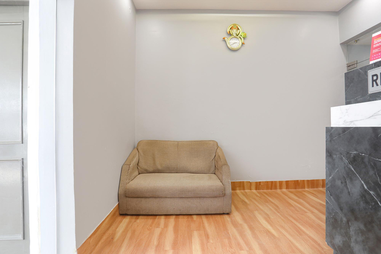 Public Area 2, Fabhotel Villa The Suites, Kaushambi