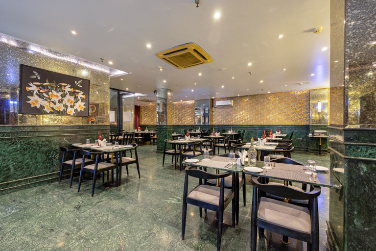 Food & Drinks 5, Foxoso Hotel Delhi Airport, Delhi