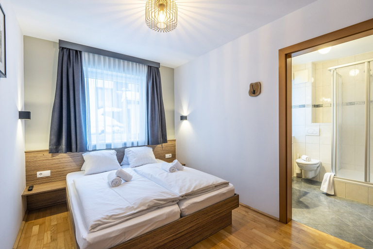 Room 4, Apartment Wagrain Near Grafenberg Lift, Sankt Johann im Pongau